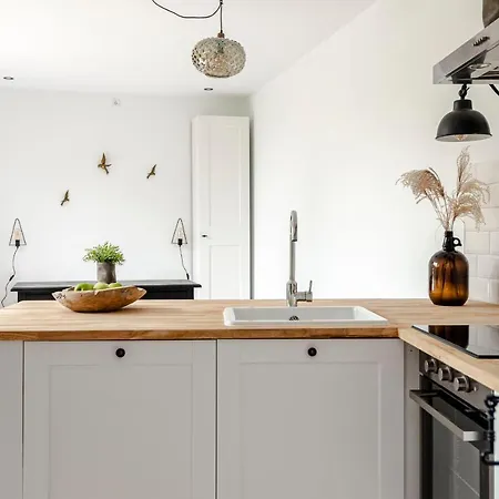 Leafy Place - A Great Couples Getaway! Apartment *